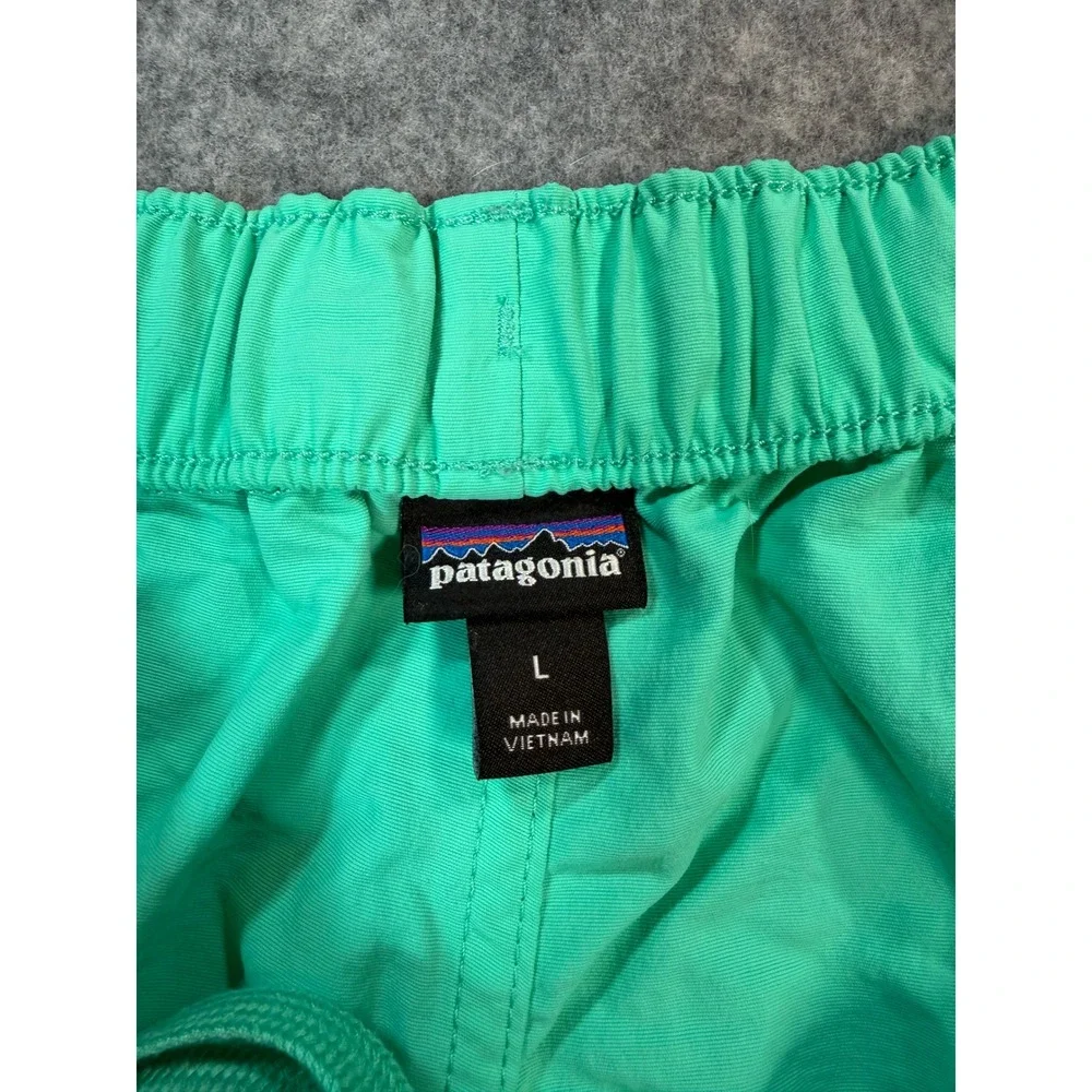 Patagonia Baggies Shorts Womens Large Mint Green Nylon Outdoor Activewear 2.5in